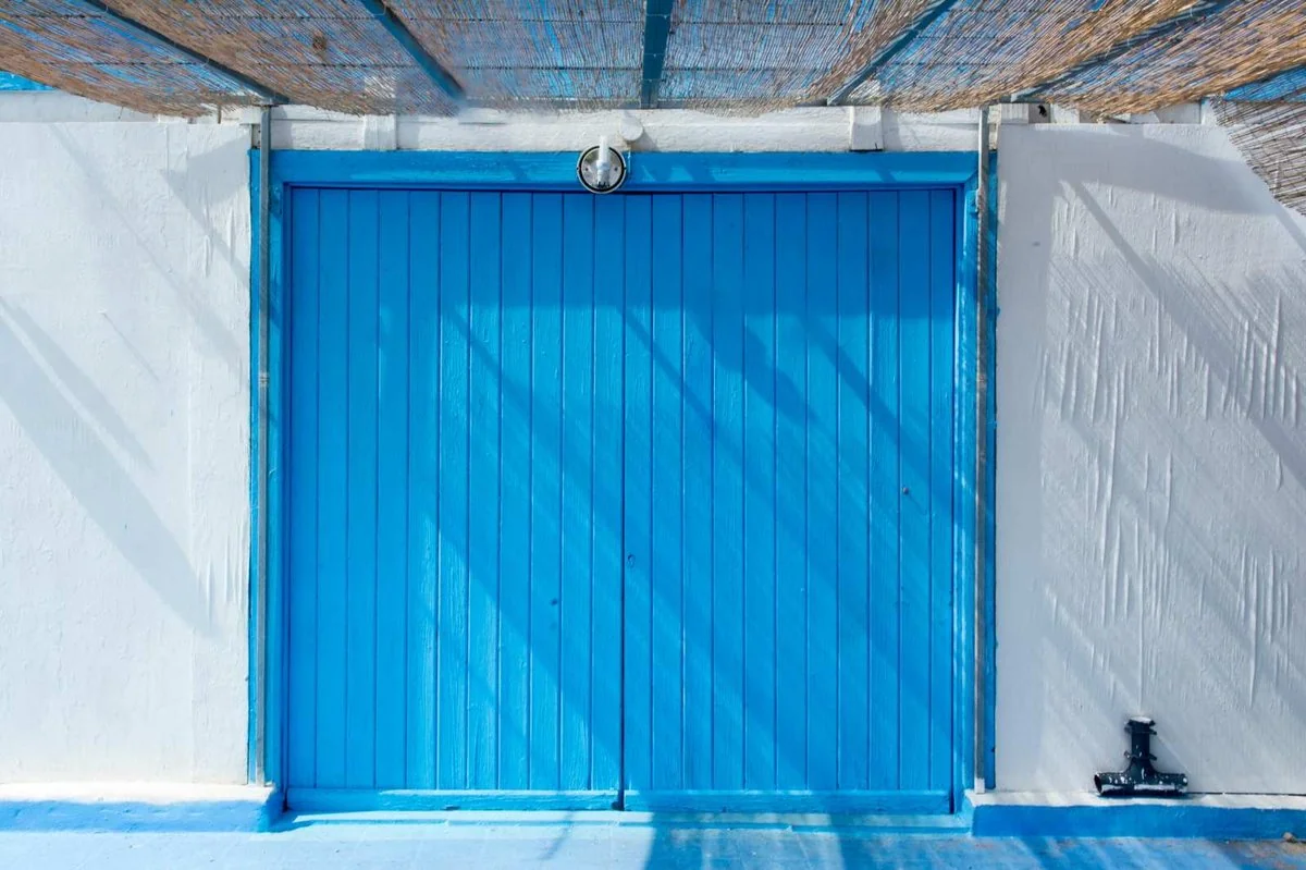 Garage door service - Garage Door Won't Close in Belton, MO - Same-Day - OnPoint P